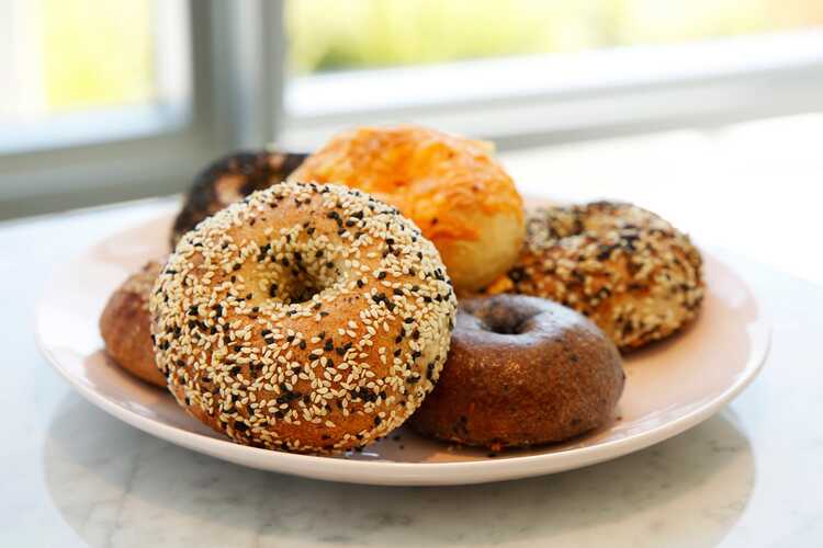 Tilly Bagel Shop 