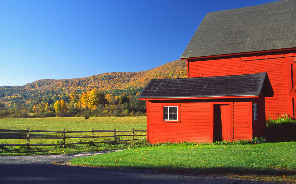 new-nyc-to-pittsfield-massachusetts-train-route-starts-this-summer