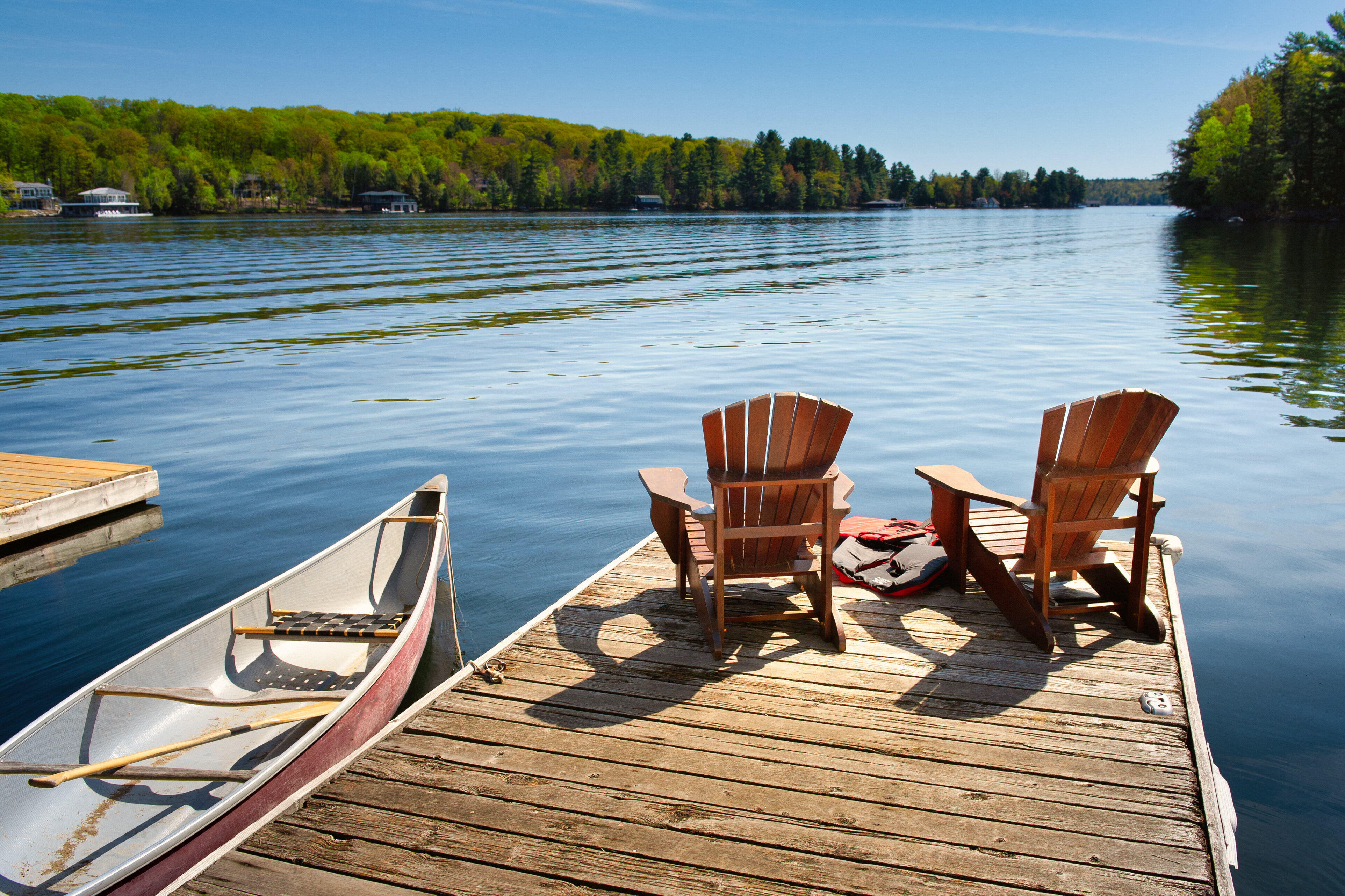 9 Lake House Airbnbs Under $100 for a Relaxing Summer Getaway