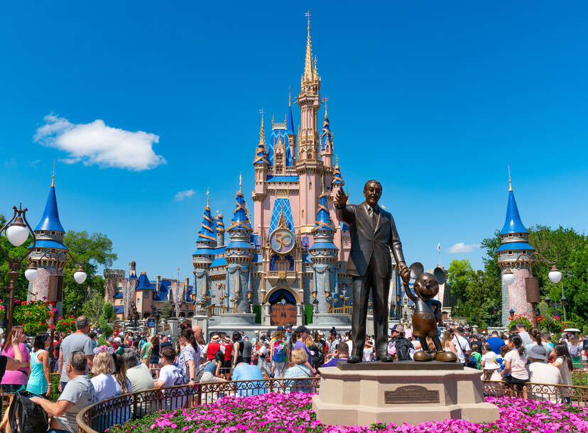 The Game of LIFE – Disney Parks Theme Park Edition