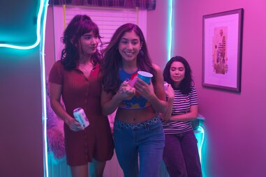 Rowan Blanchard, Isabella Ferreira, and Auli’i Cravalho in crush