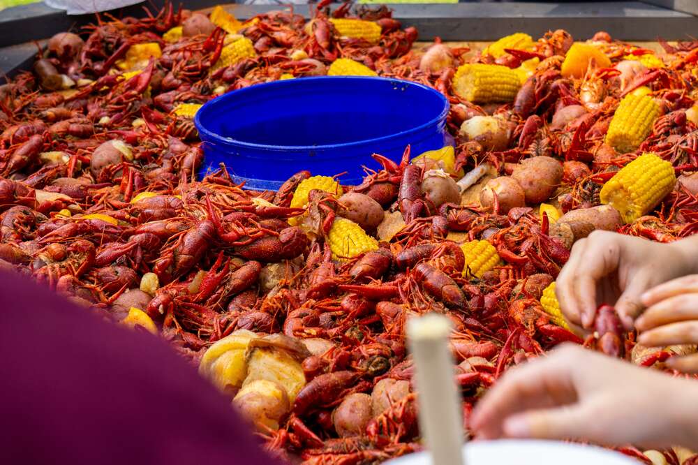 How to Do a Crawfish Boil: Making a Perfect Boil, According to an Expert -  Thrillist