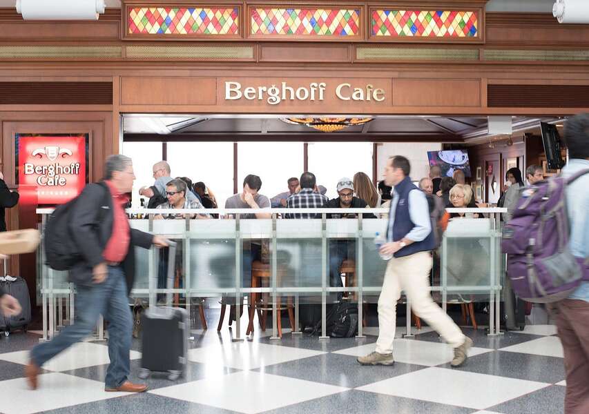 Best Restaurants & Bars at Chicago’s O'Hare International Airport