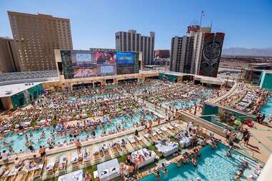 Visit Stadium Swim Circa Hotel in Las Vegas - Thrillist