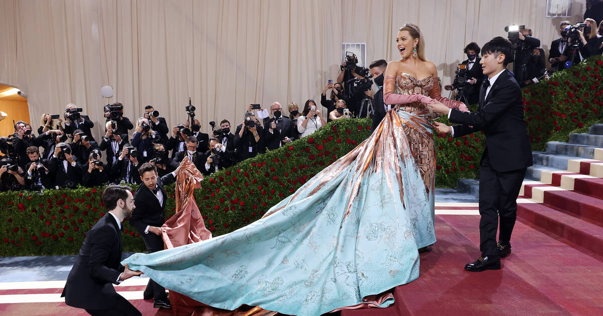 Blake Lively's Met Gala Dress Was Inspired by New York City's Architecture