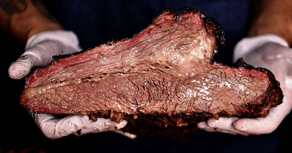 How to Smoke Meat: Guide to Cooking With a Smoker - Thrillist