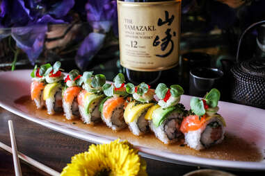 Eight Sushi Lounge