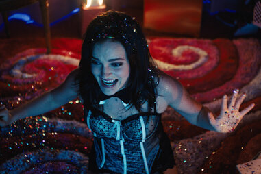madeline brewer in cam