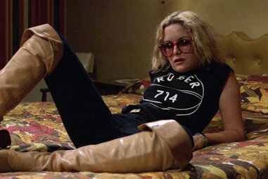 Ilah Davis in hardcore