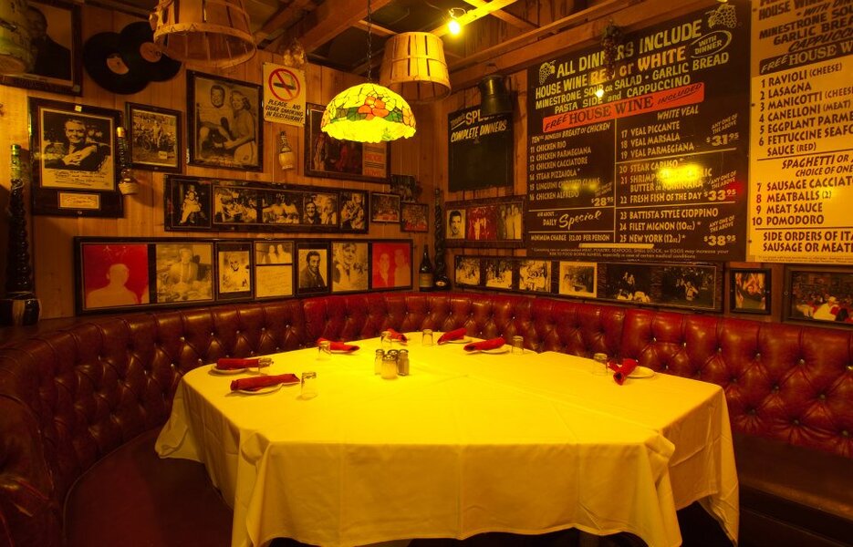 Battista s Hole In The Wall A Restaurant in Las Vegas NV Thrillist