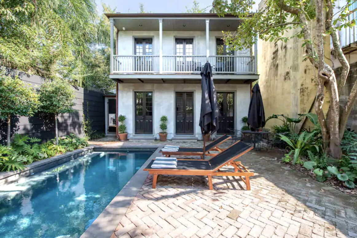 Luxury pool house in the French Quarter
