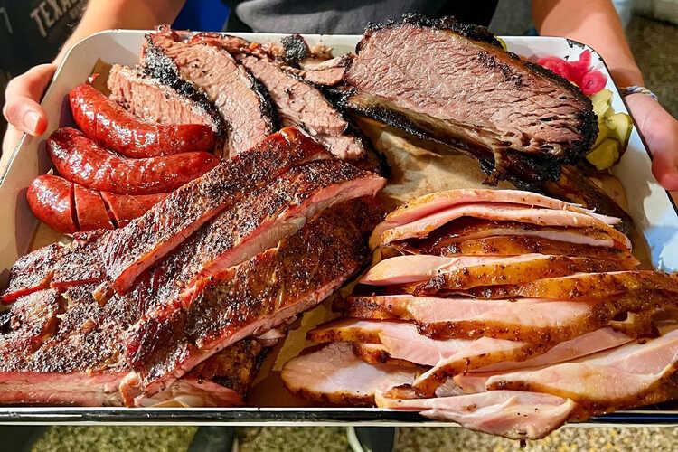 Barbecue restaurants near me online