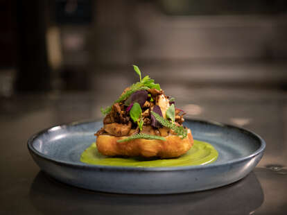 mushrooms on bannock 