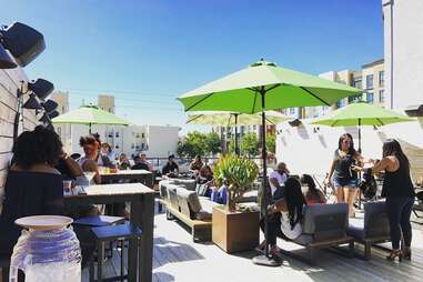 Oeste rooftop bar