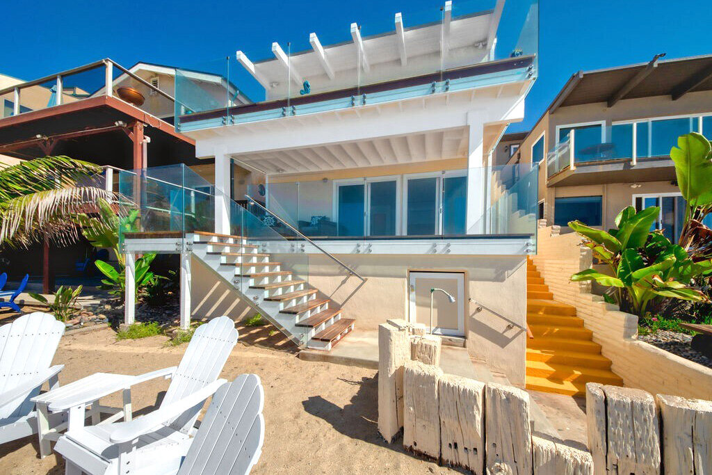 SoCal house with private beach