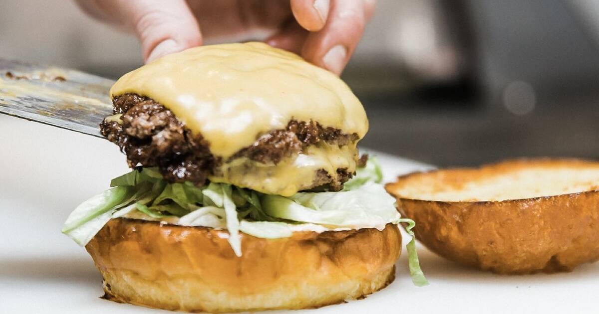 Match Traditionel Relativitetsteori Best Burgers in Denver: Good Burger Spots You Need to Try - Thrillist