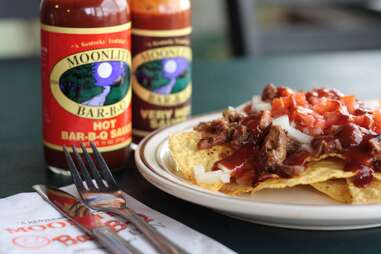 Moonlite Bar-B-Q Inn