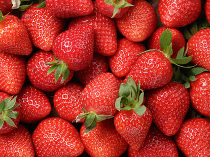 strawberries recall