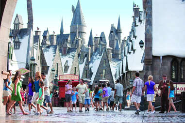 The Wizarding World of Harry Potter – Hogsmeade