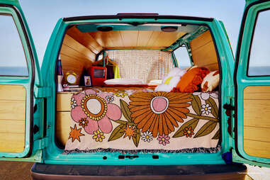 mystery machine airbnb