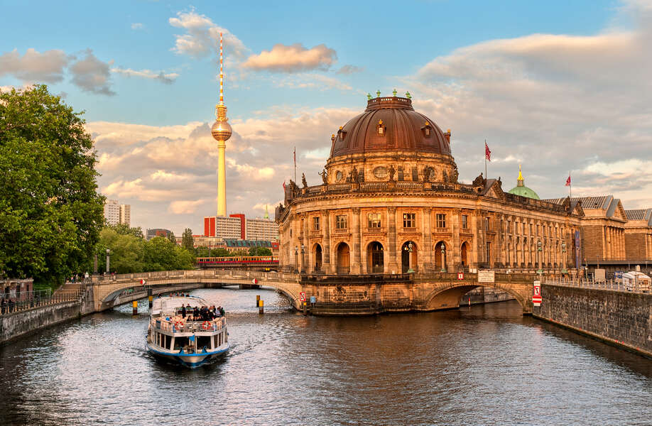 Flight Deals on Tickets from NYC and LA to Berlin