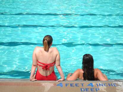 A guide to keeping cool in Philly pools - WHYY