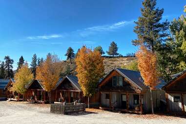 cabins, river's edge resort