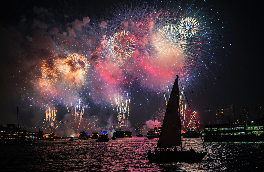 Where and How to Watch the Macy’s 4th of July Fireworks in NYC Thrillist