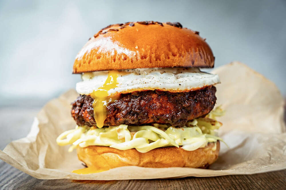 How to Grill Burgers: Tips and Tricks for the Perfect Grilled Burger -  Thrillist