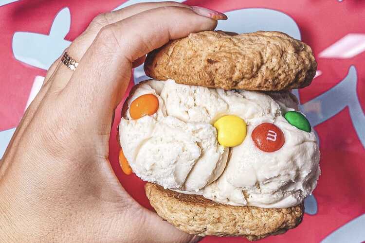 Discover the 16 Coolest Ice Cream Shops in Las Vegas for Triple-Digit  Temperatures