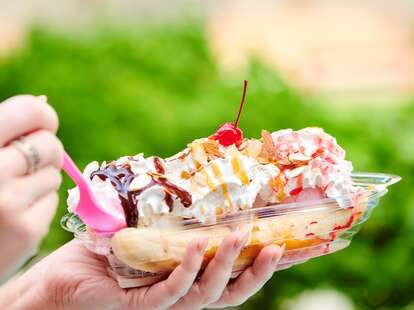 Want Ice Cream in Winter? Keeping Your Shop Open or Not