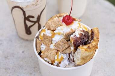 Best Ice Cream Sundaes & Milkshakes