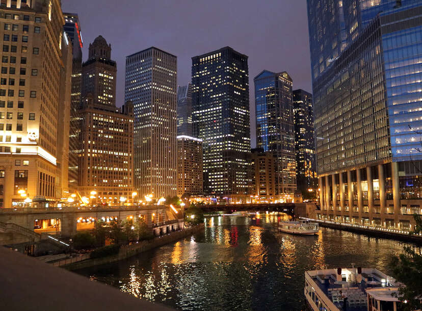 things to do in chicago in the night