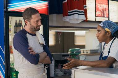 the bear ebon moss bachrach and ayo edebiri