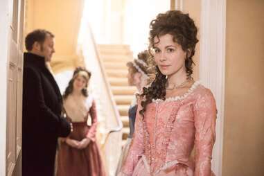 Kate Beckinsale in love and friendship
