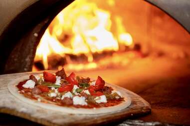 800 Degrees Pizza at LAX