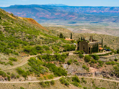 This Arizona Ghost Town Is Just 45 Minutes Away From Phoenix - Secret  Phoenix