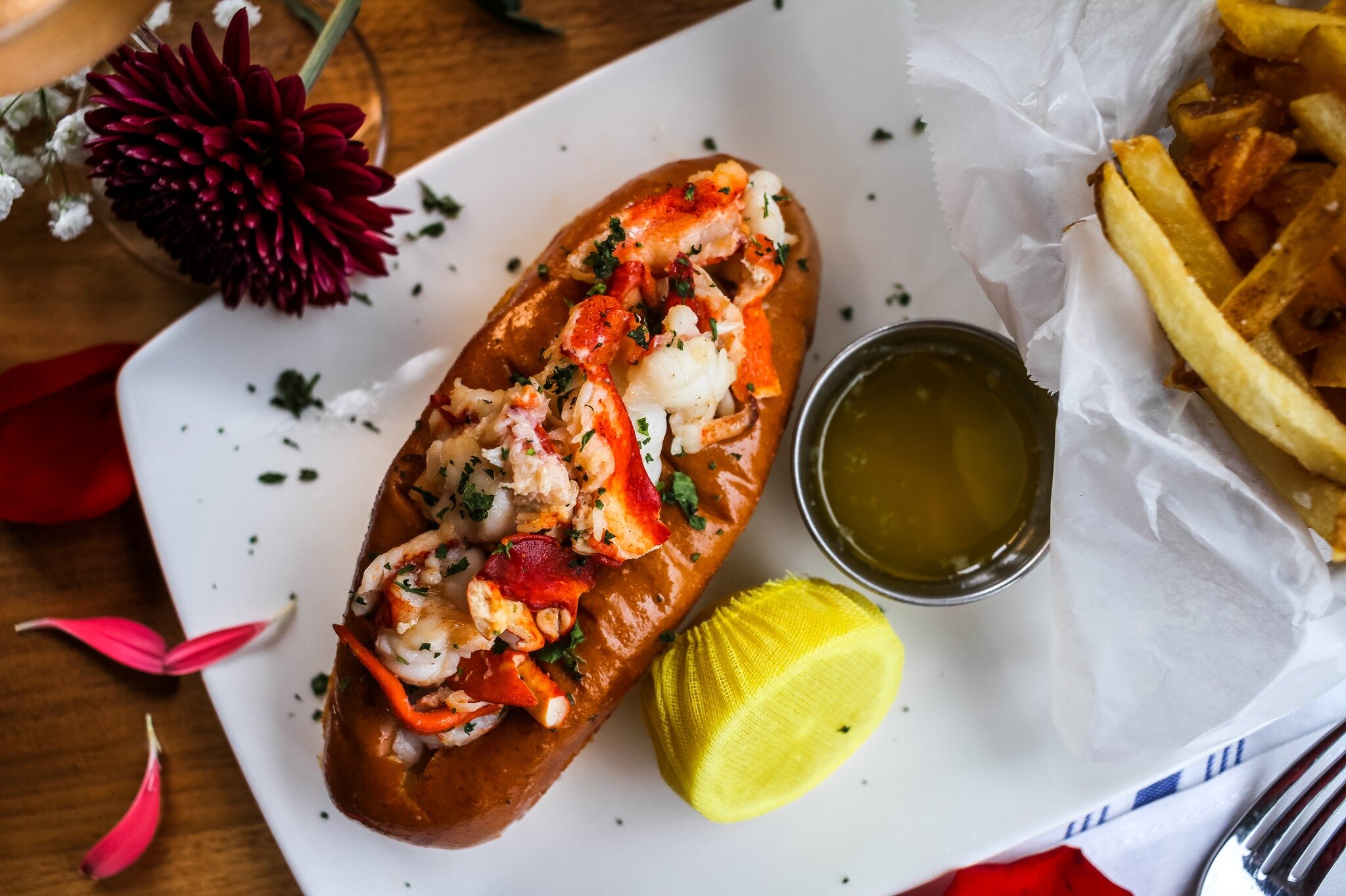 Ray’s on the River