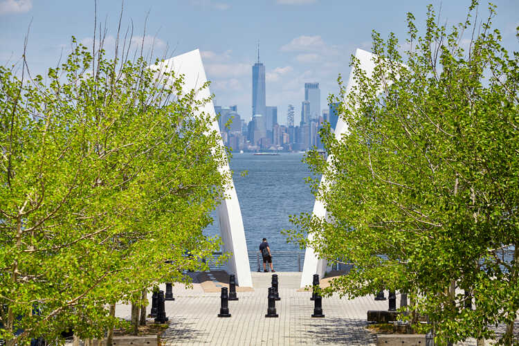 North Shore Esplanade
