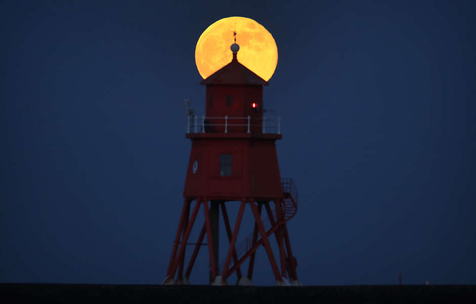 Final Supermoon of 2022 Arrives in August - Thrillist