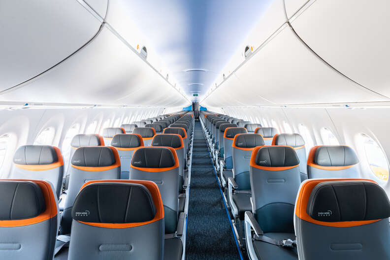 Budget Airlines Travel Hacks: Tips and Tricks for How to Fly for Cheap -  Thrillist