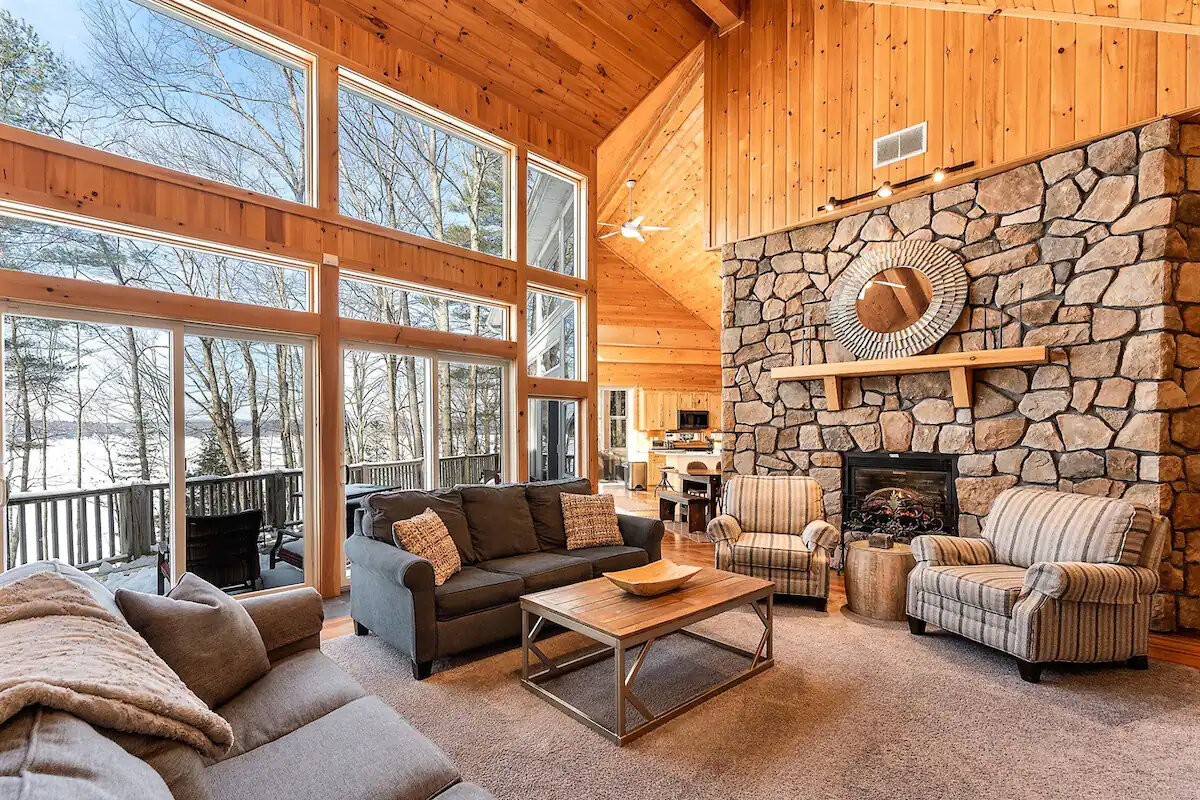 Ultimate large group retreat on Sacandaga Lake