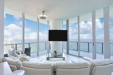 Florida penthouse with mesmerizing ocean views