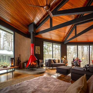 Octagonal glass treehouse in the Berkshires