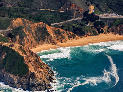 Rugged coastal cliffs by the Devil’s Slide