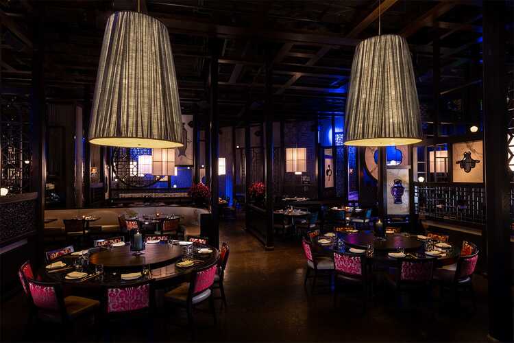 24 Romantic Restaurants in Las Vegas