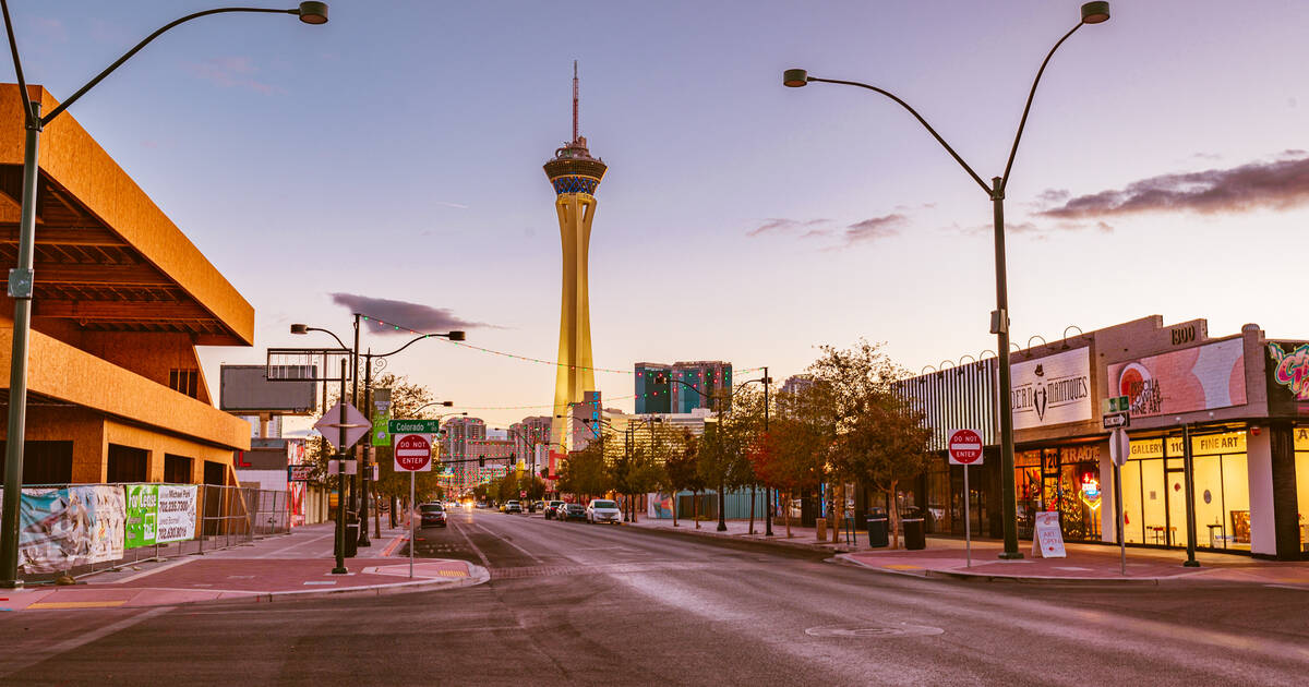 A Small Guide to Downtown Las Vegas