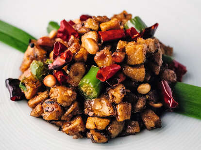 hannah che vegan chinese kitchen kung pao mushrooms