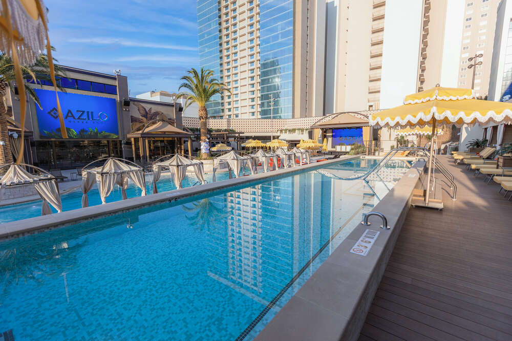 Parties to Watch the Super Bowl in Vegas - Thrillist