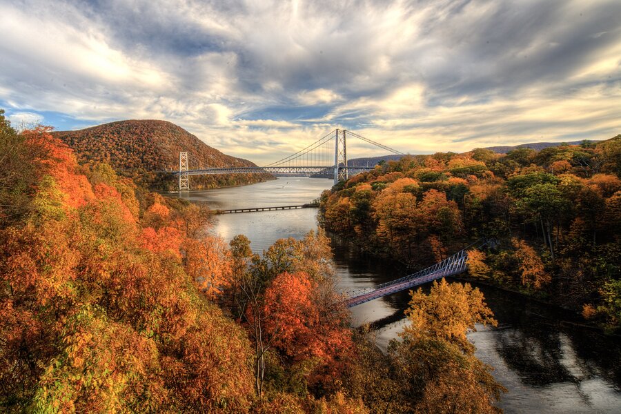 Seastreak's Fall Foliage Cruise to Cold Spring Is Returning for Autumn